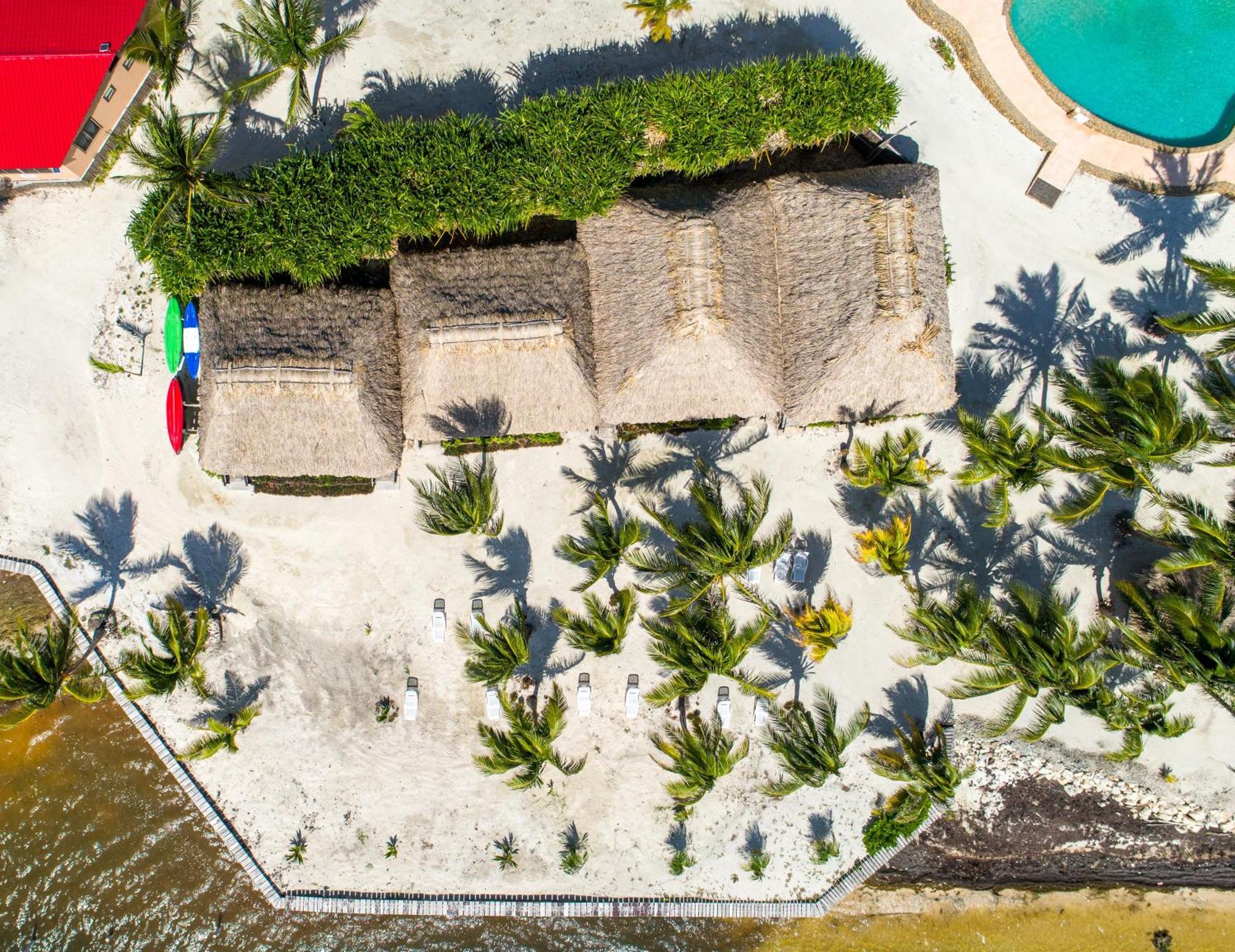 Captain Morgan'S Retreat San Pedro  Exterior photo